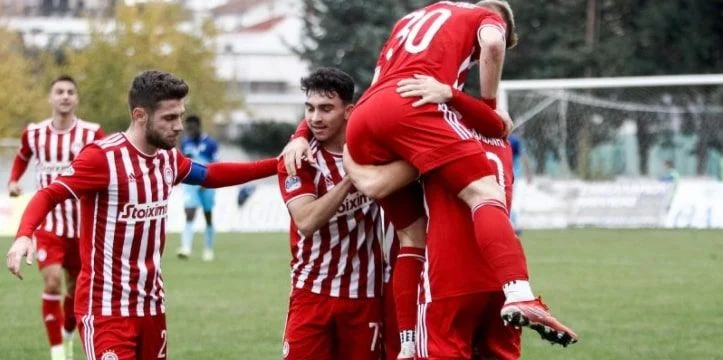 Олимпиакос - Панетоликос