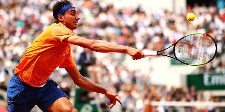 Себастьян Баес - Лоренцо Сонего