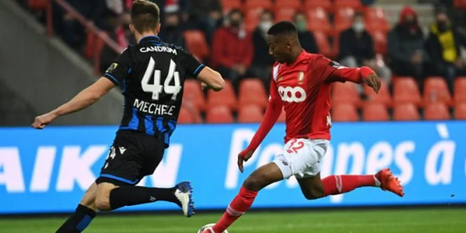 Генк - Стандард