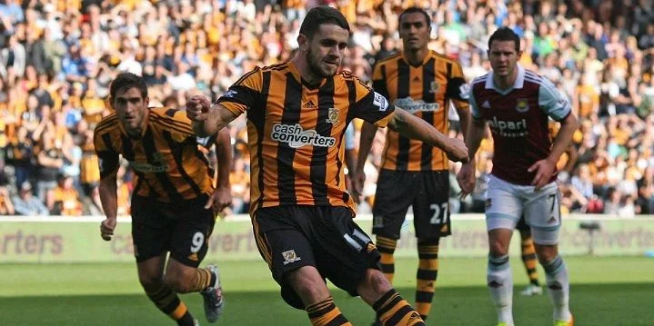 Шеффилд Юн - Халл Сити