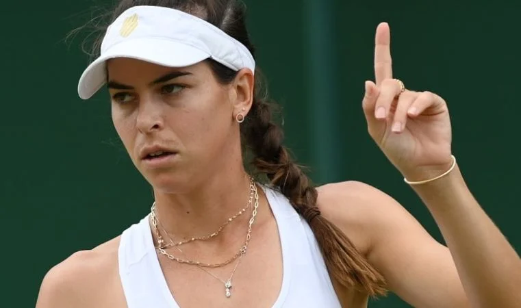 Айла Томлянович - Варвара Грачева