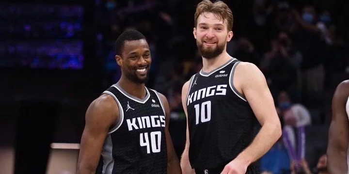 Чикаго - Сакраменто