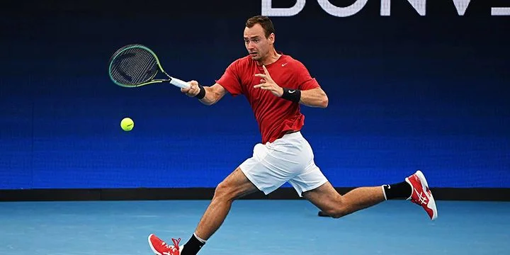 Томаш Махач - Роман Сафиуллин