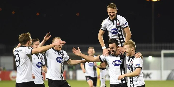 Дандолк - Дерри Сити Дандолк - Дерри Сити