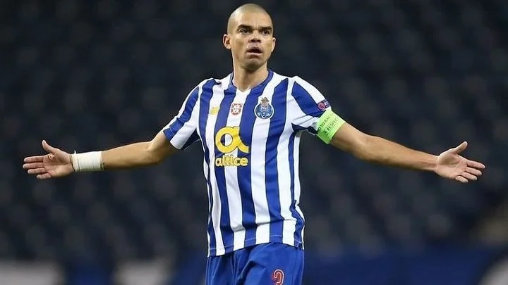 Морейренсе - Порту Морейренсе - Порту