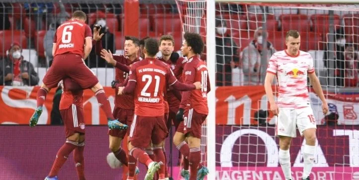 Айнтрахт Фр - Бавария Айнтрахт Фр - Бавария