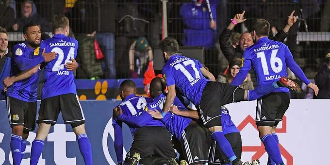 Тюркгюджю Мюнхен - Саарбрюкен Тюркгюджю Мюнхен - Саарбрюкен