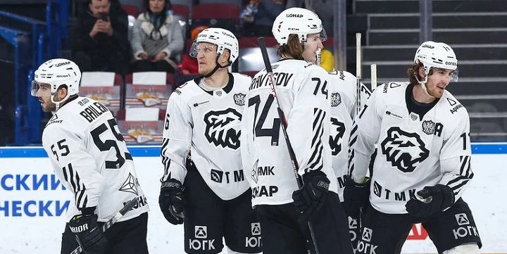 Трактор - Нефтехимик Трактор - Нефтехимик