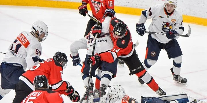 Молот - Ладья Тольятти