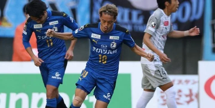 Оита - Мито Холлихок