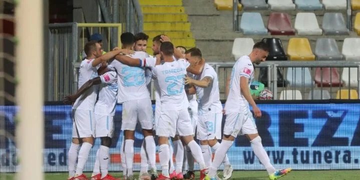 Риека - Осиек Риека - Осиек