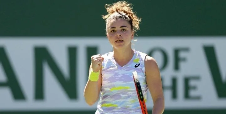 Виктория Голубич - Жасмине Паолини