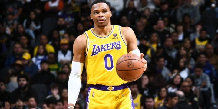 Лейкерс - Торонто