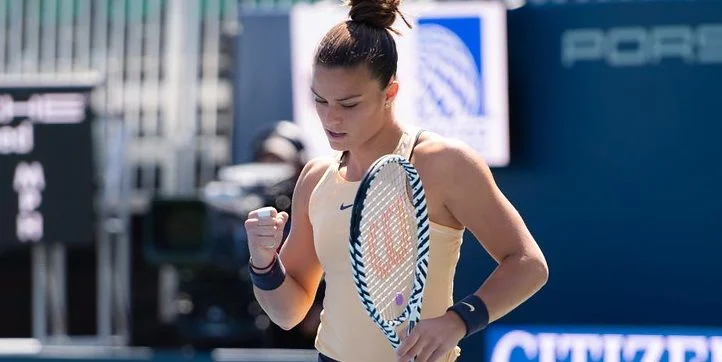 Мария Саккари - Дарья Сэвилл