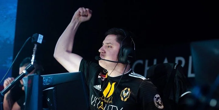 Team Vitality - Outsiders Team Vitality - Outsiders