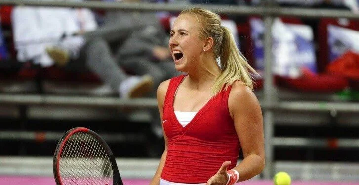 Маи Хонтама - Анастасия Потапова