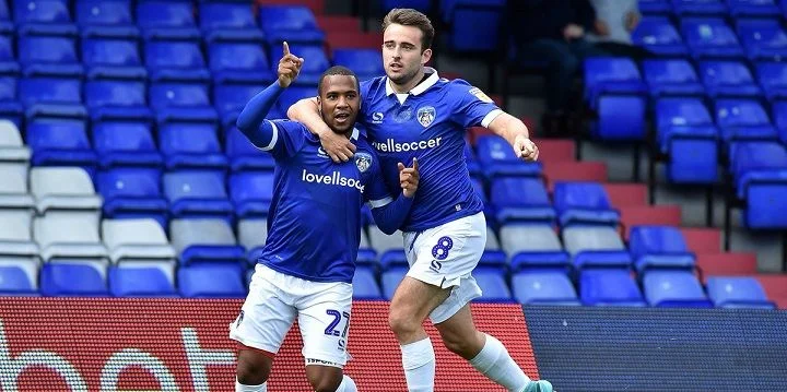 Олдхэм - Саттон Юнайтед Олдхэм - Саттон Юнайтед