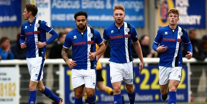 Рочдейл - Мансфилд Рочдейл - Мансфилд