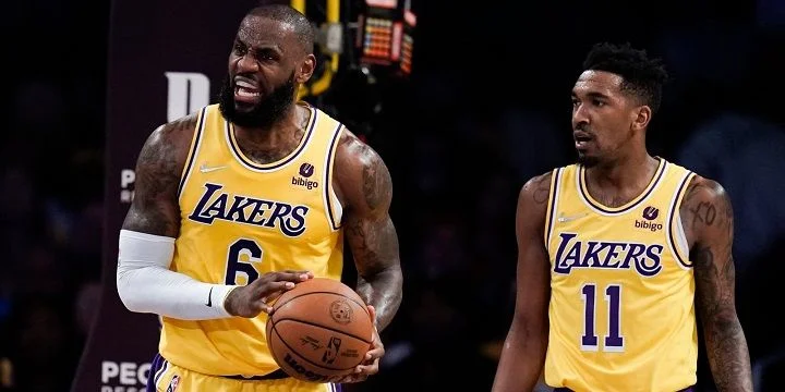 Лейкерс - Филадельфия