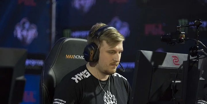 BIG - Party Astronauts BIG - Party Astronauts