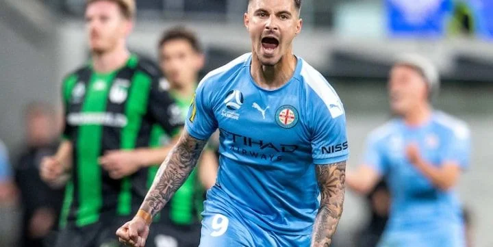 Макартур - Мельбурн Сити