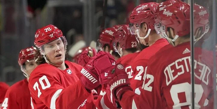 Детройт - Тампа