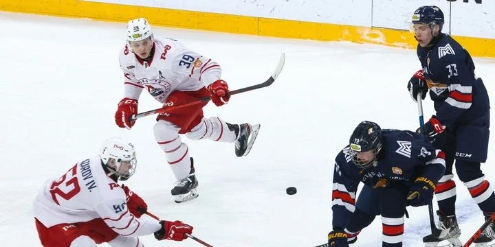 Локо - Красная Армия Локо - Красная Армия