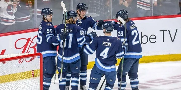 Виннипег Джетс - Аризона