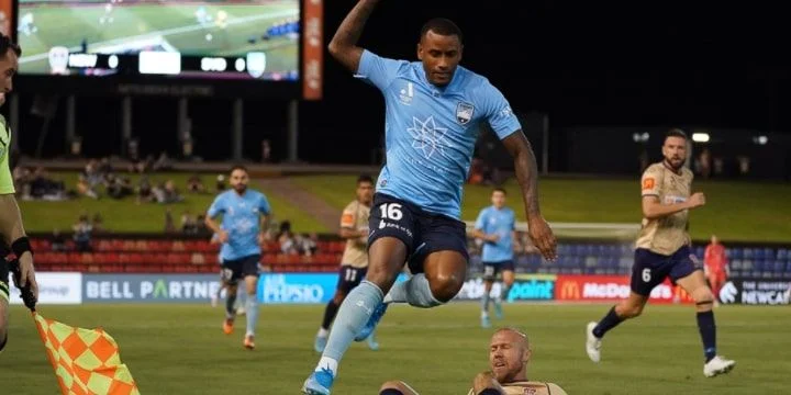 Сидней - Макартур