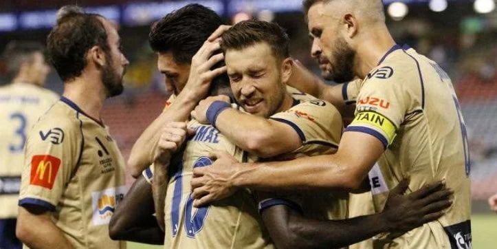 Перт Глори - Ньюкасл Джетс Перт Глори - Ньюкасл Джетс