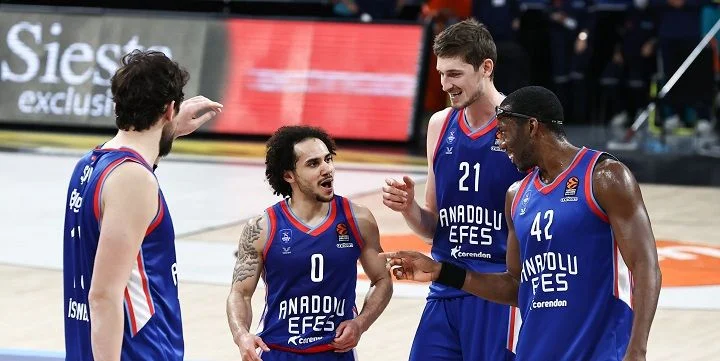 Анадолу Эфес - Альба