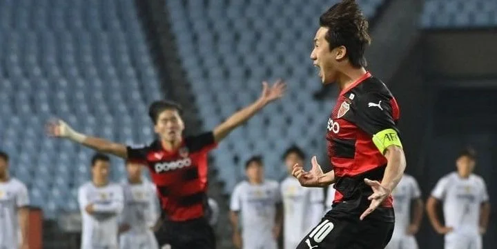 Пхохан Стилерс - Сеул Пхохан Стилерс - Сеул