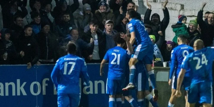 Финн Харпс - Дроэда Юнайтед Финн Харпс - Дроэда Юнайтед