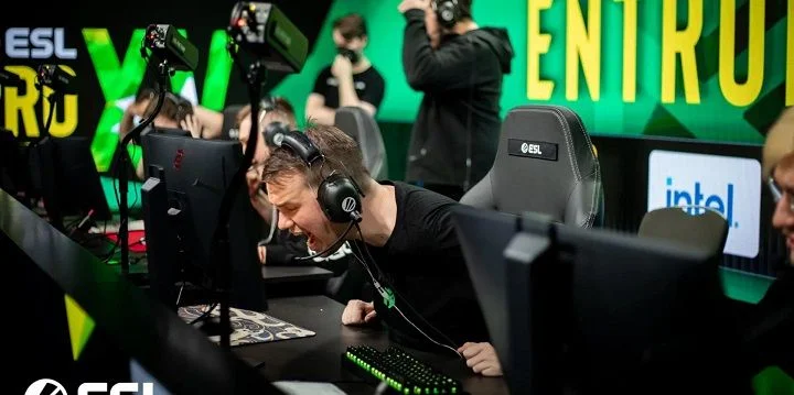 Entropiq - Astralis Entropiq - Astralis