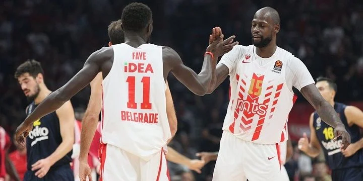 Црвена Звезда - Анадолу Эфес