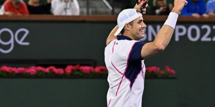 Фрэнсис Тиафо - Джон Изнер Фрэнсис Тиафо - Джон Изнер