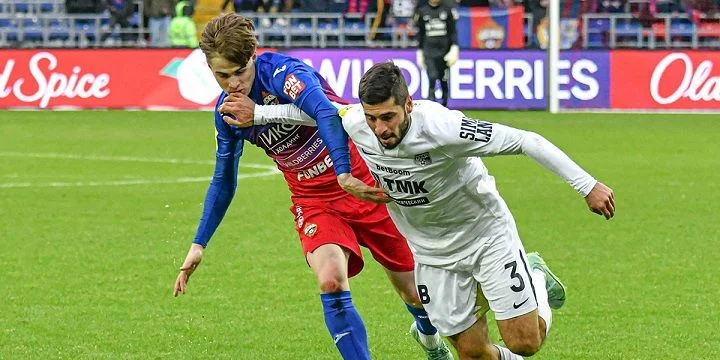 Урал - Крылья Советов Урал - Крылья Советов