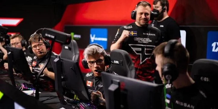 ENCE eSports - FaZe Clan