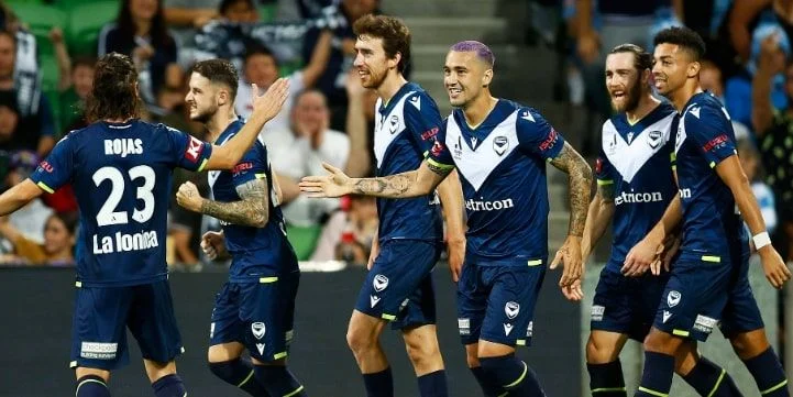 Мельбурн Виктори - Брисбен Роар