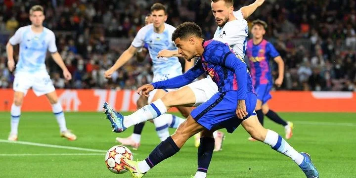 Барселона - Айнтрахт Фр