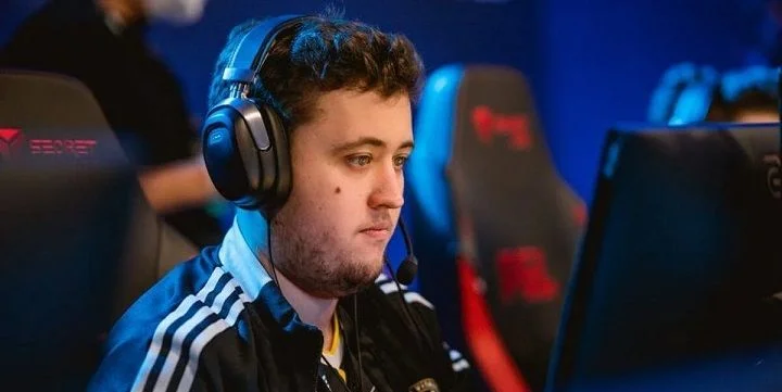 Team Vitality - Team Dignitas Team Vitality - Team Dignitas