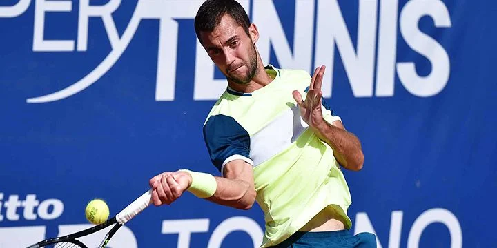 Хамад Медьедович - Ласло Дьере Хамад Медьедович - Ласло Дьере