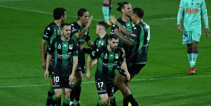 Вестерн Юнайтед - Макартур