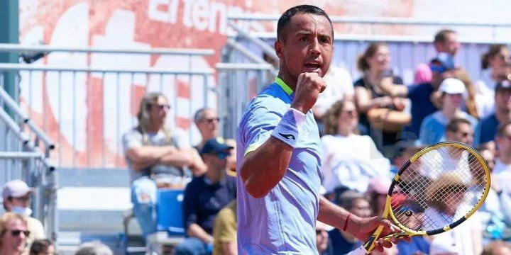 Фрэнсис Тиафо - Уго Деллиен Фрэнсис Тиафо - Уго Деллиен