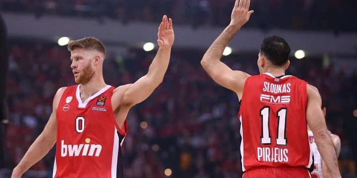 Олимпиакос - Монако