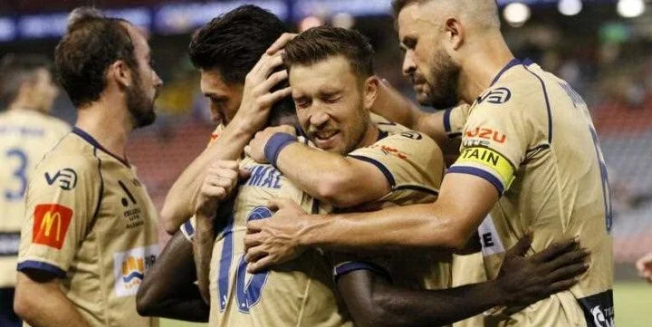 Ньюкасл Джетс - Централ Кост Маринерс