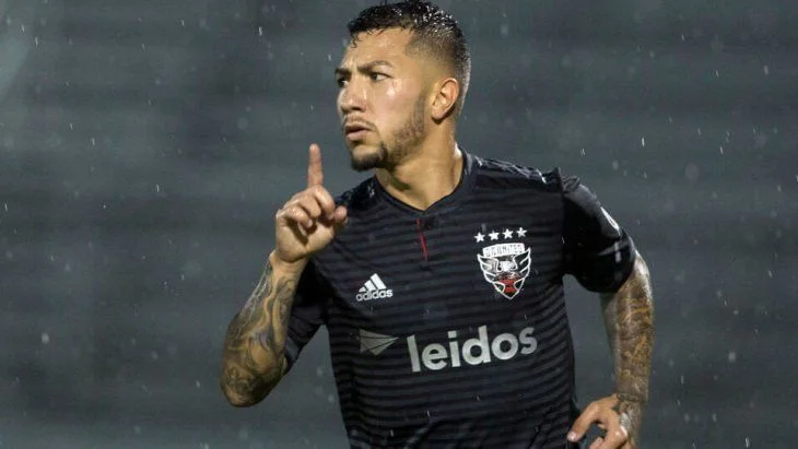 ДС Юнайтед - Нью-Ингленд ДС Юнайтед - Нью-Ингленд