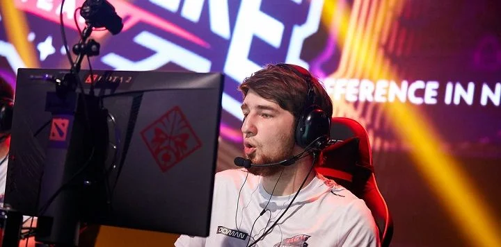 Team Empire - No Monkey Business