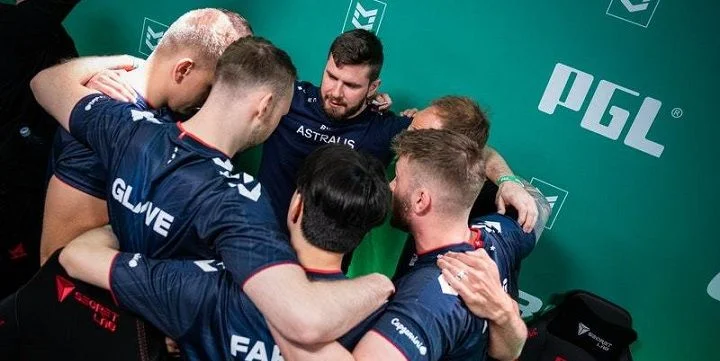 Astralis - Ninjas in Pyjamas Astralis - Ninjas in Pyjamas