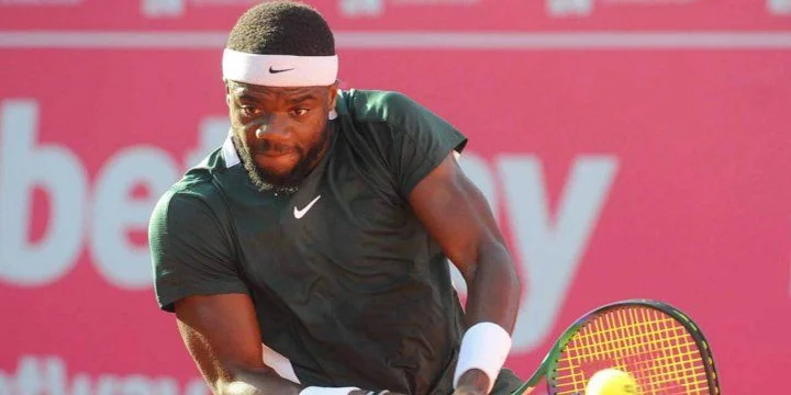 Фрэнсис Тиафо - Себастьян Баес Фрэнсис Тиафо - Себастьян Баес